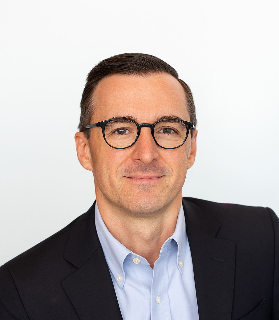 Brandon Evans Headshot